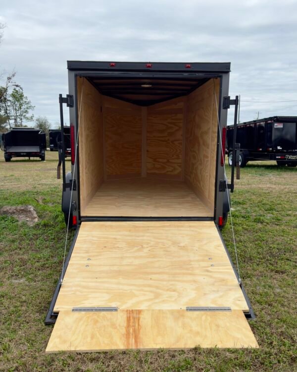 Cynergy Cargo Basic 5X10SA Cargo / Enclosed Trailer