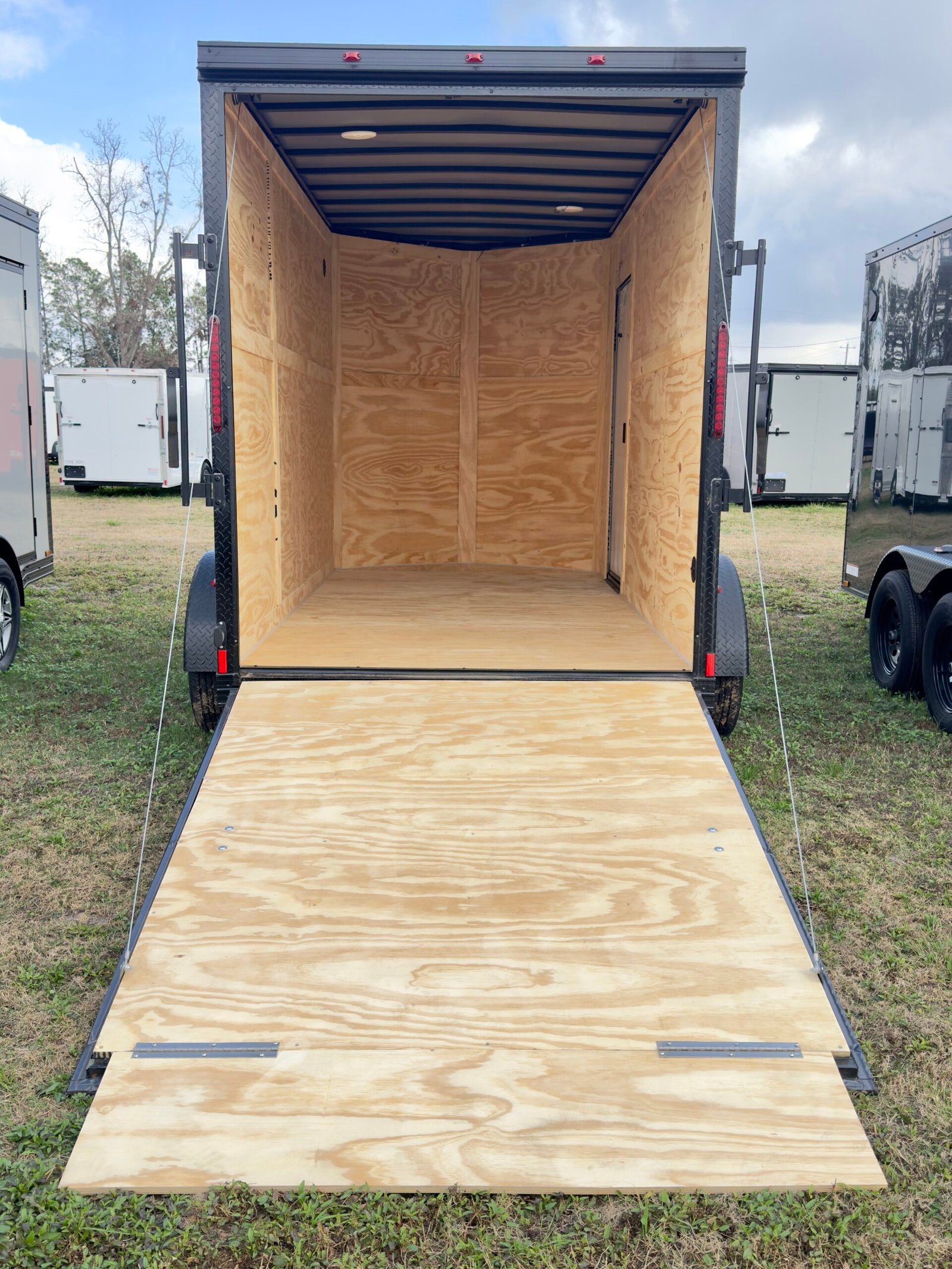 New2025 Cynergy Cargo Advanced 6x12TA Cargo / Enclosed Trailer - Image 7
