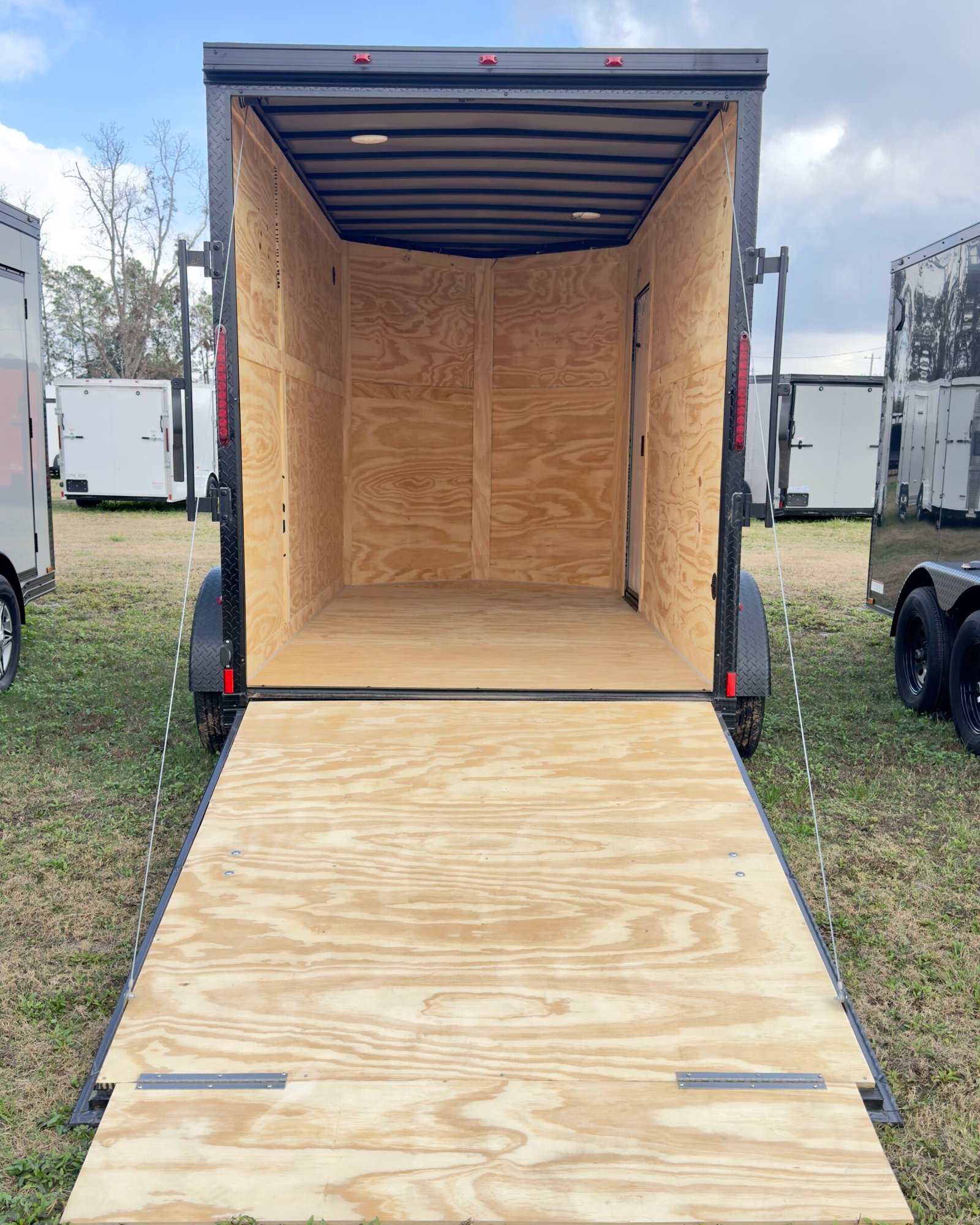 Cynergy Cargo Advanced 6x12TA Cargo / Enclosed Trailer - Image 5