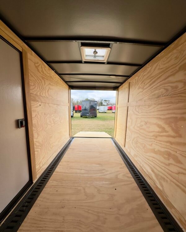 Cynergy Cargo 6X12SA Cargo / Enclosed Trailer