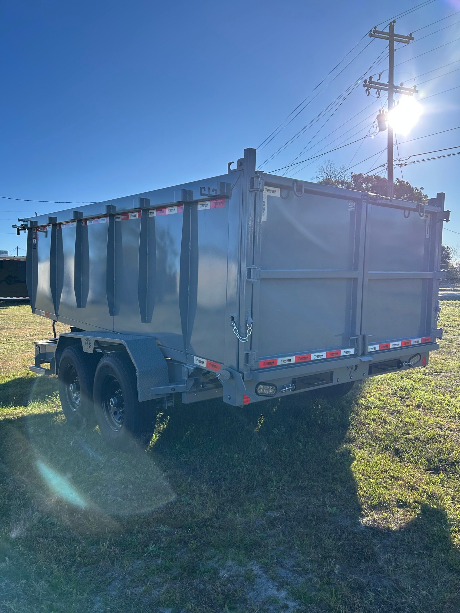 New 2025 Southern Utility 7X14TA Dump Trailer - Image 5