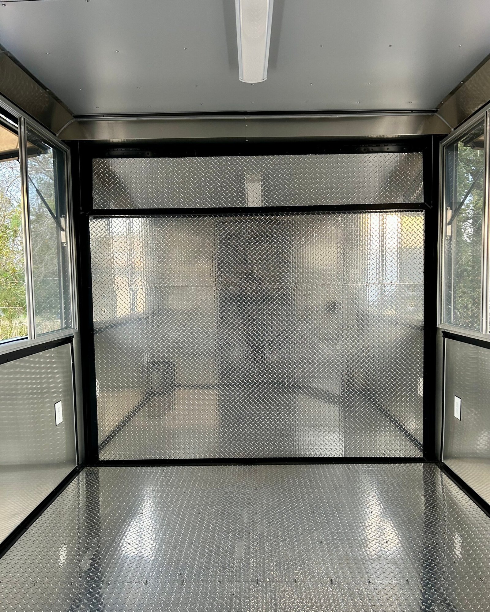 Cynergy Cargo 8.5X26TA3 Cargo / Enclosed Trailer - Image 9