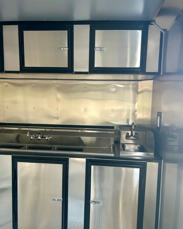 Cynergy Cargo 8.5X26TA3 Cargo / Enclosed Trailer