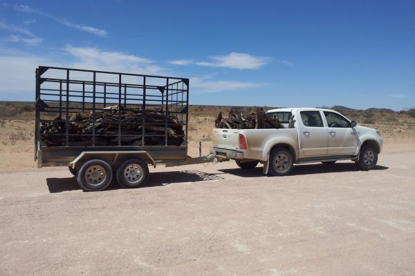 This image shows a trailer carrying goods depicting the carrying capacity of trailers