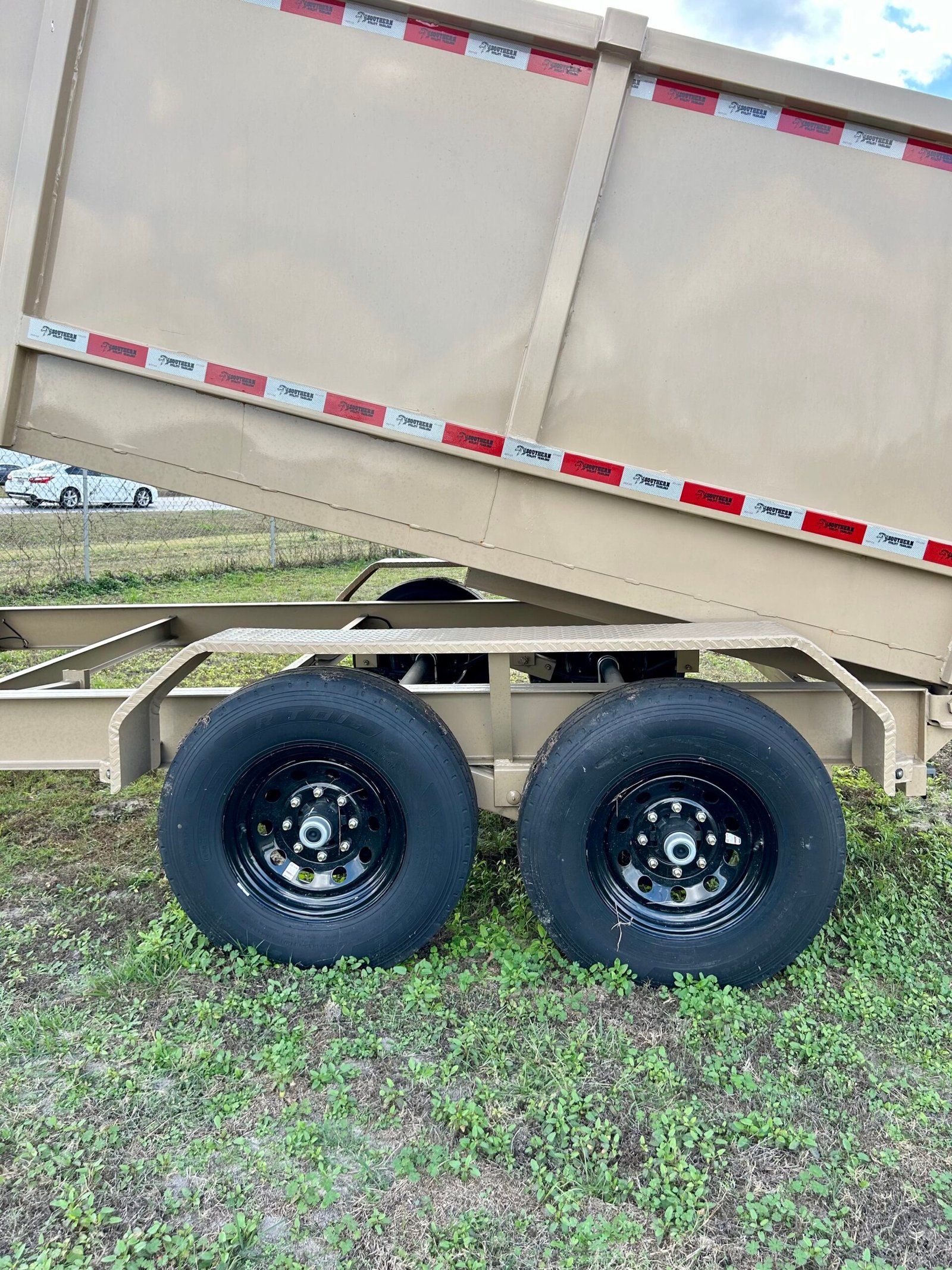 New 2024 Southern Utility 7X14TA Dump Trailer - Image 6