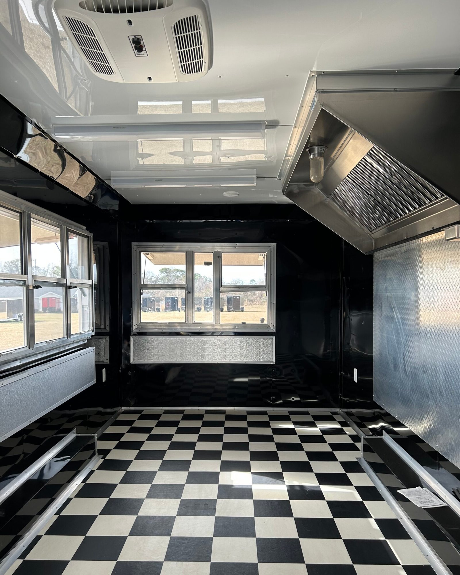 New 2024 Cynergy Cargo 8.5X20TA Vending / Concession Trailer - Image 3