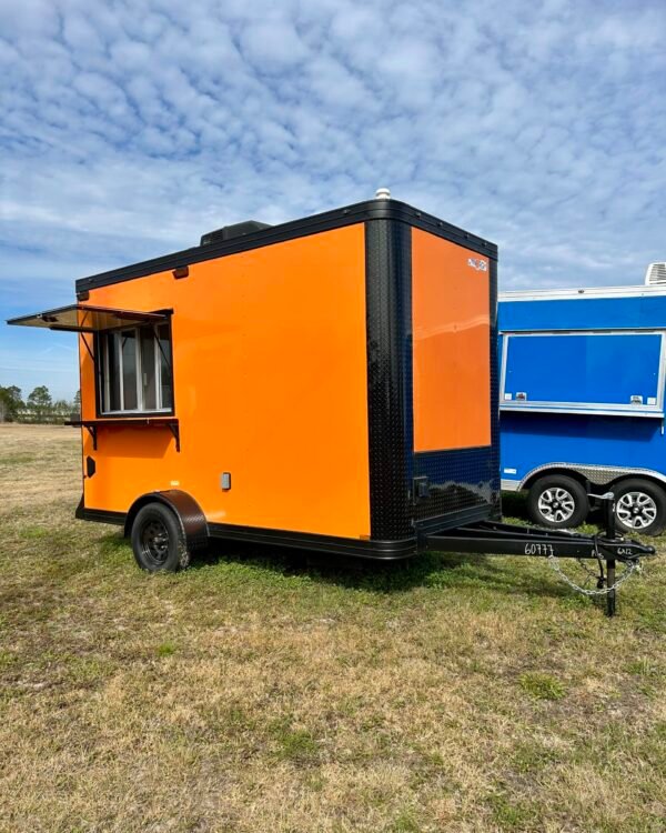 Cynergy Cargo 6X12SA Cargo / Enclosed