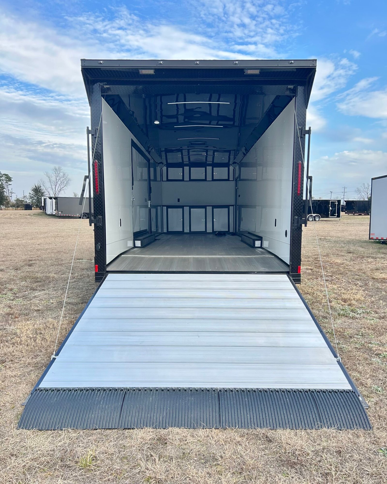 Cynergy Cargo 8.5X28TA Cargo / Enclosed - Image 5