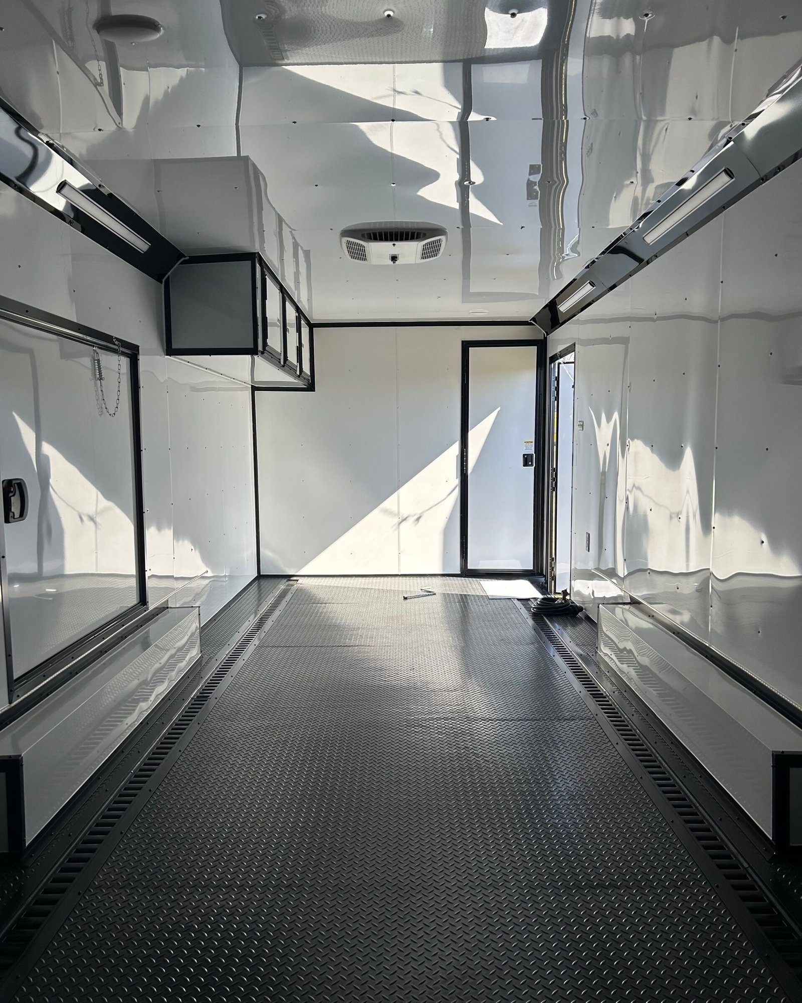 Cynergy Cargo Advanced 8.5x28TA Car / Racing Trailer - Image 6