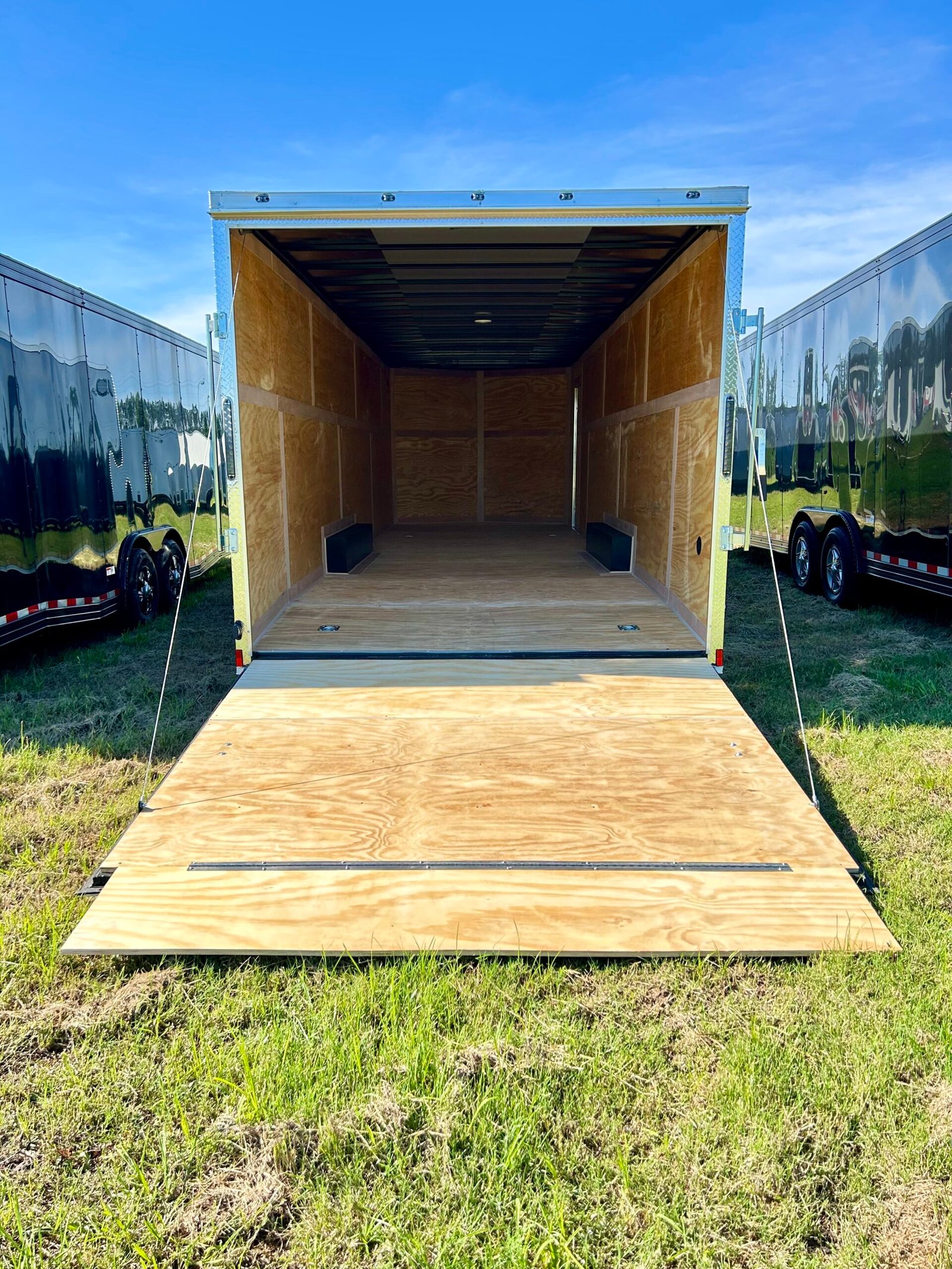 Cynergy Cargo 8.5X28TA Cargo Enclosed Trailer - Image 5
