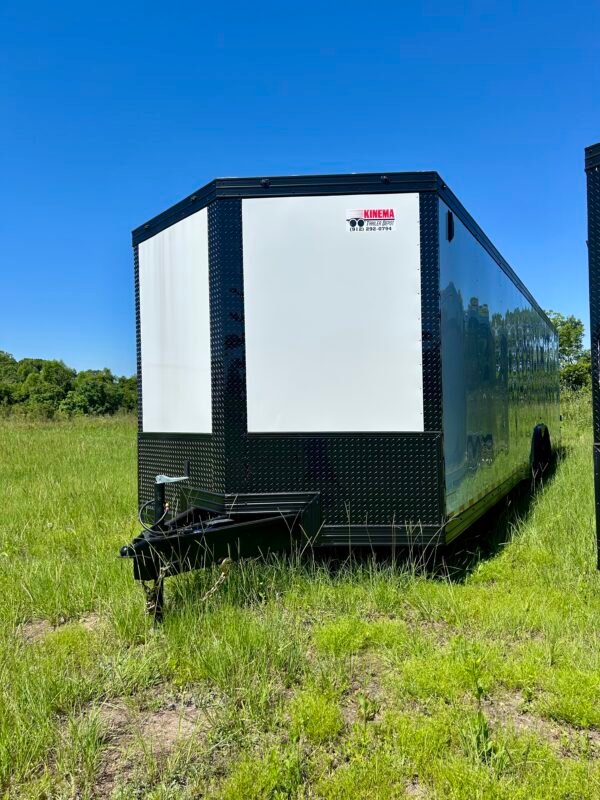 New Cynergy Cargo basic 8.5x32TA Cargo / Enclosed Trailer