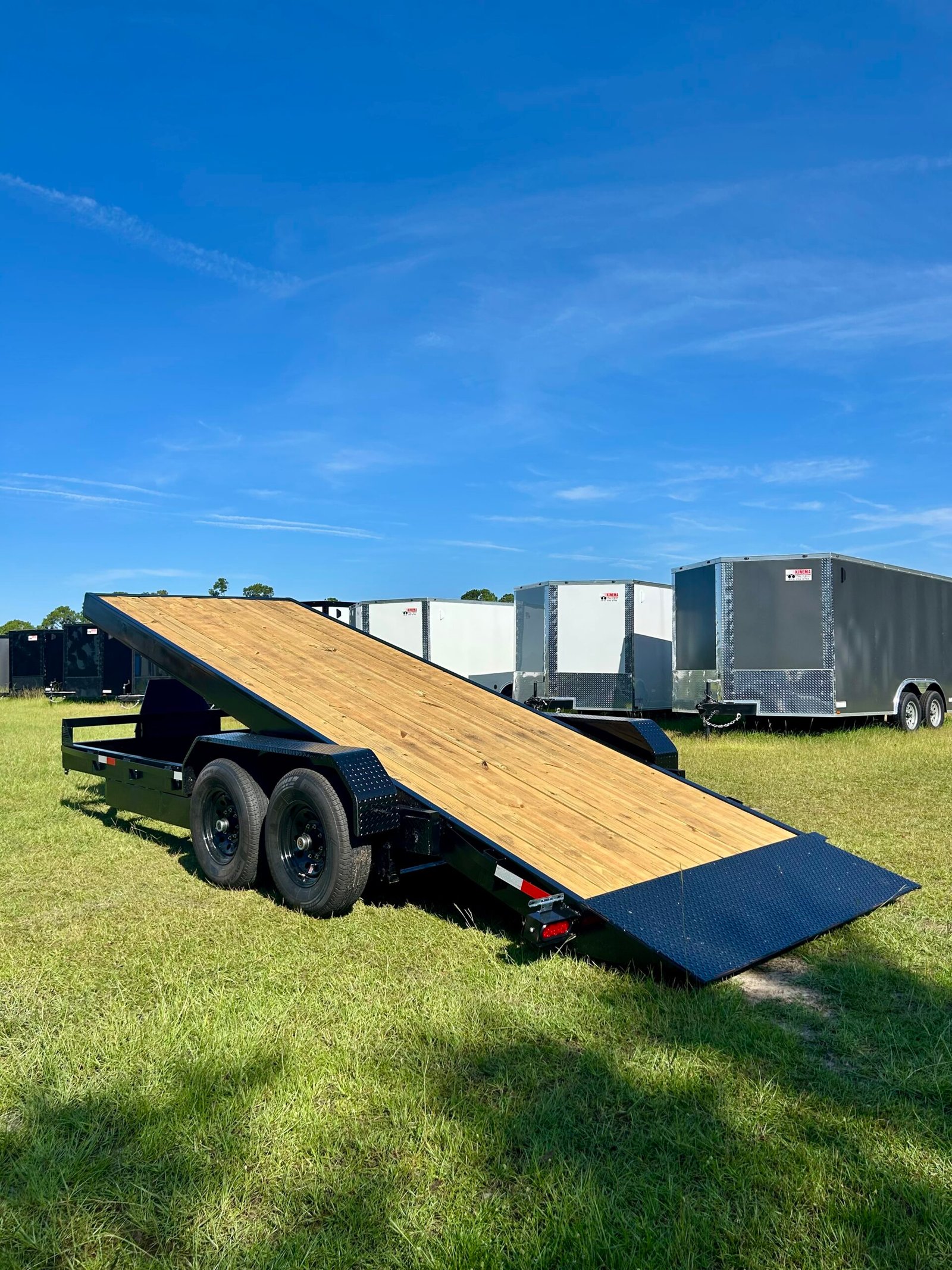 New Mid South 7x20TA14k Hydraulic Tilt Equipment Trailer - Image 6