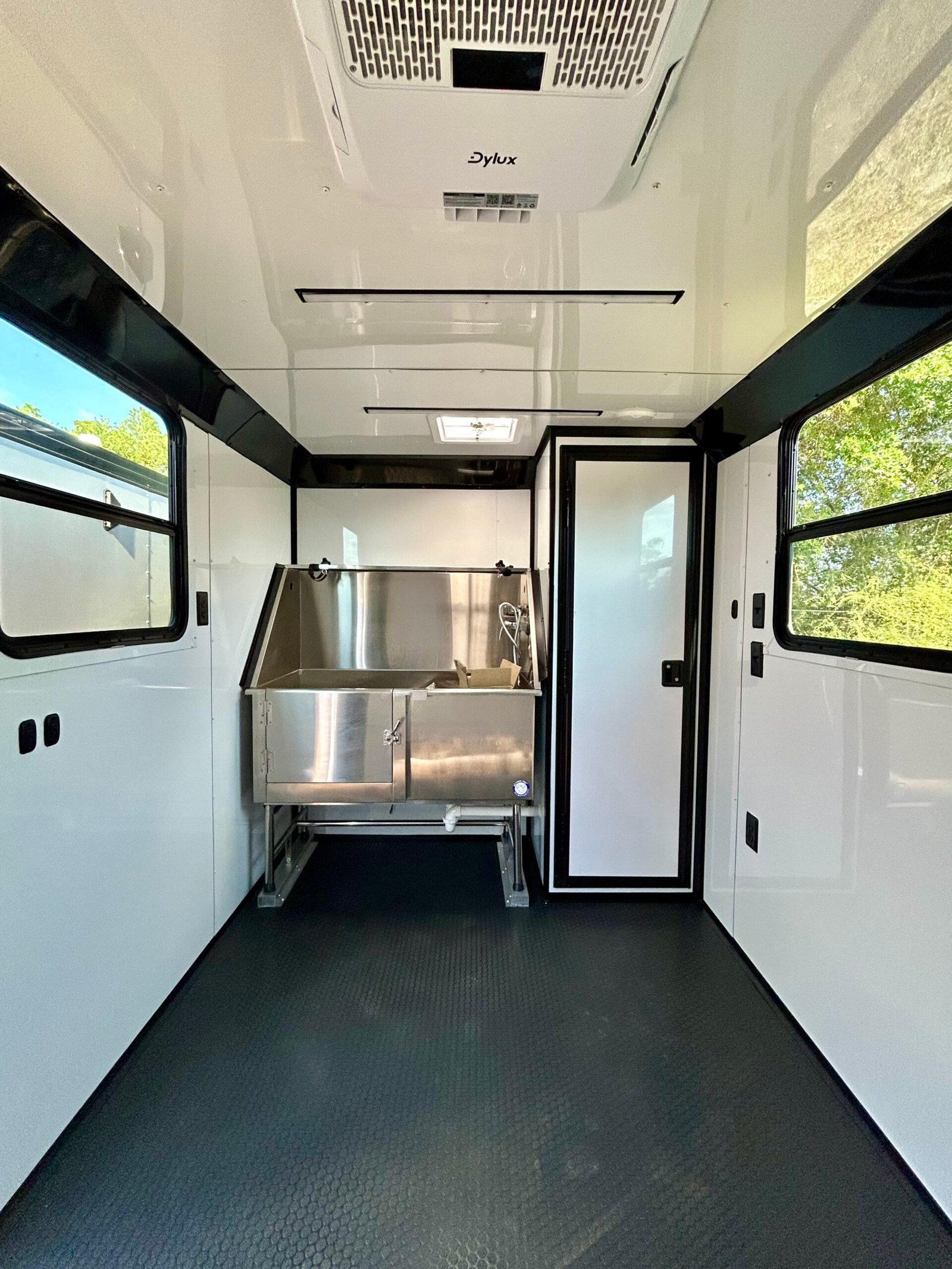 New Cynergy Cargo 7x14TA Pet Grooming Trailer - Image 5