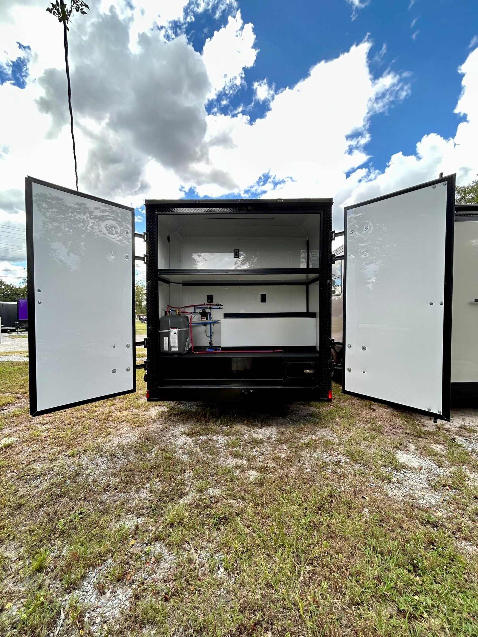 New Cynergy Cargo 7x14TA Pet Grooming Trailer - Image 8